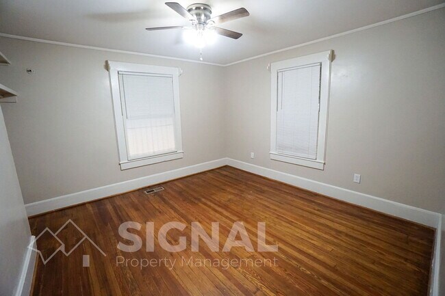 Building Photo - 1194 Birmingham St