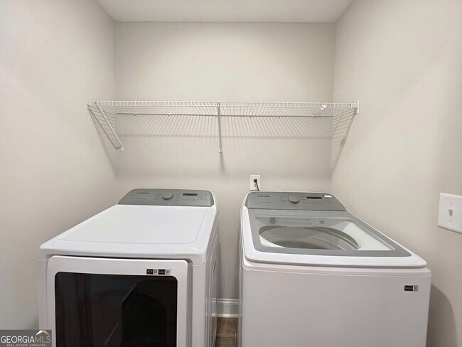 Building Photo - 1721 Cobblefield Cir