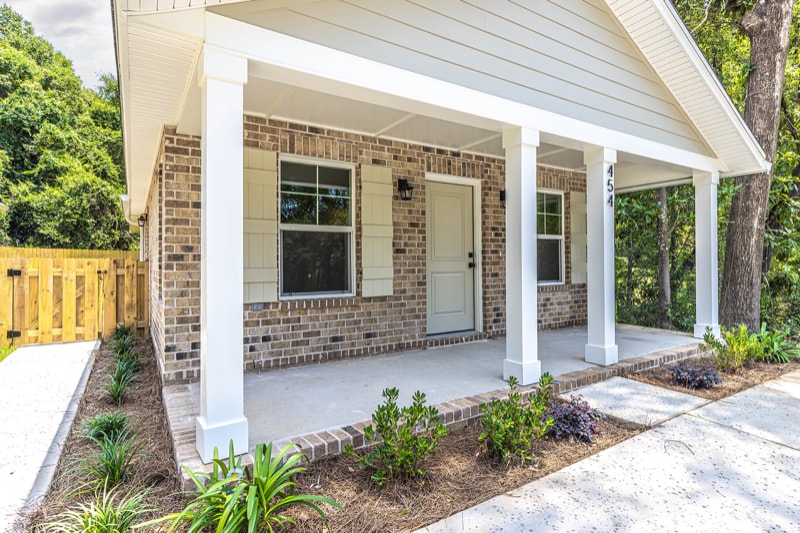 Building Photo - 454 Reeves St