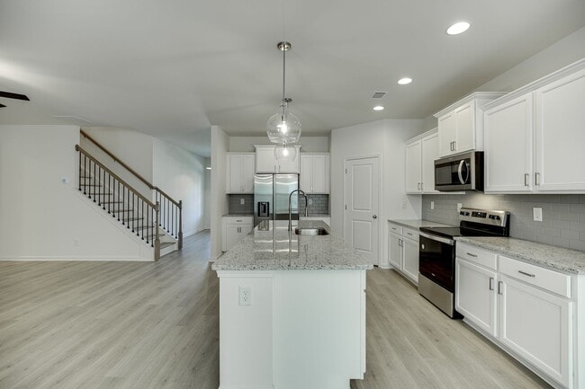 Building Photo - 230 Dragon Dr