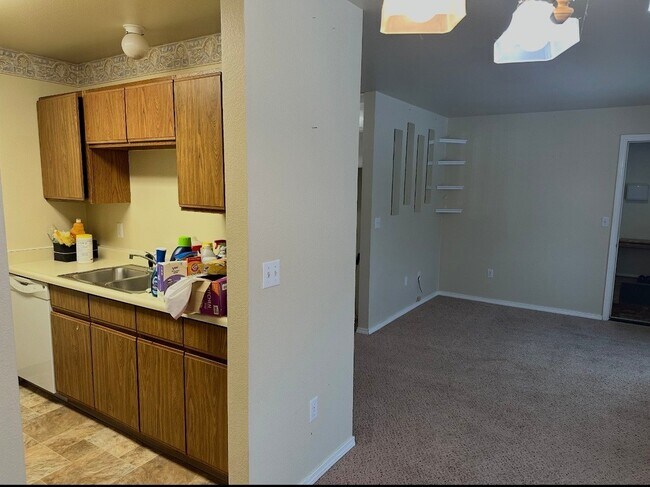 Building Photo - 4225 Marik St