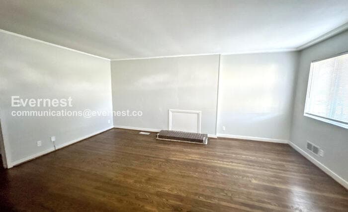 Building Photo - 929 49th St Ensley