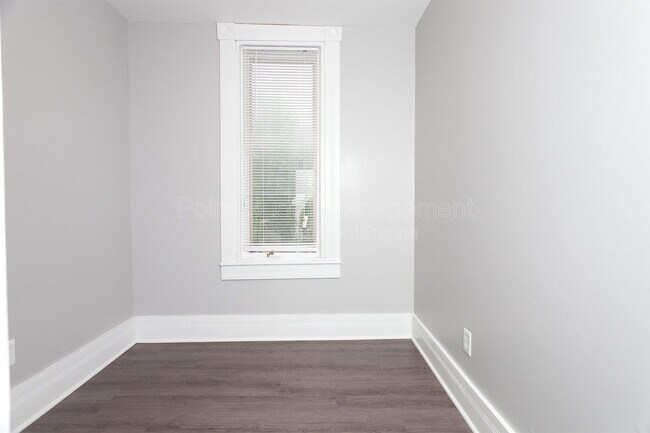 Building Photo - 1217 Bitting St