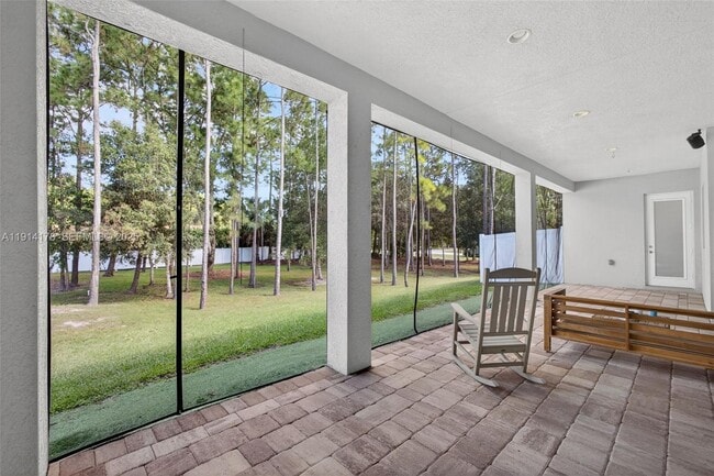 Building Photo - 18369 Mellen Ln