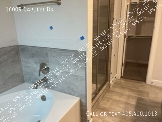 Building Photo - 16009 Capulet Dr