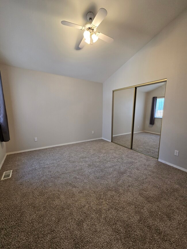Building Photo - 1028 Aspen Grove Cir