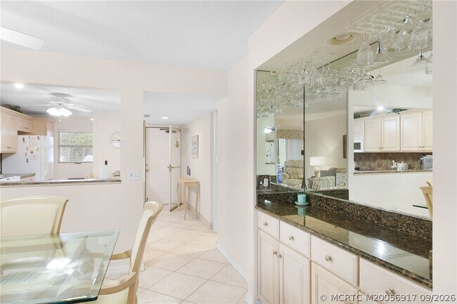 Building Photo - 10200 S Ocean Dr