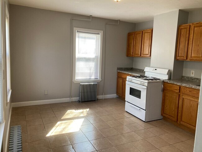 Kitchen 2 - 60 Division St