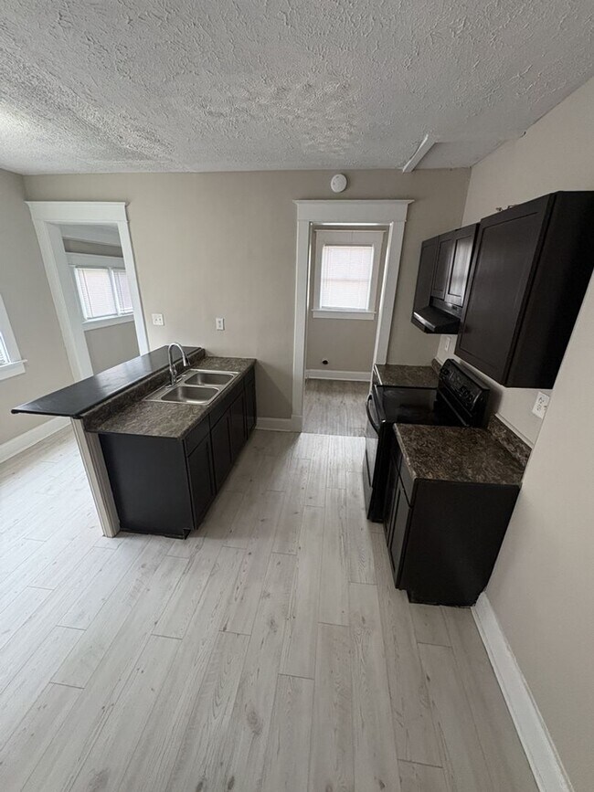 Building Photo - 1018 N Tuxedo St