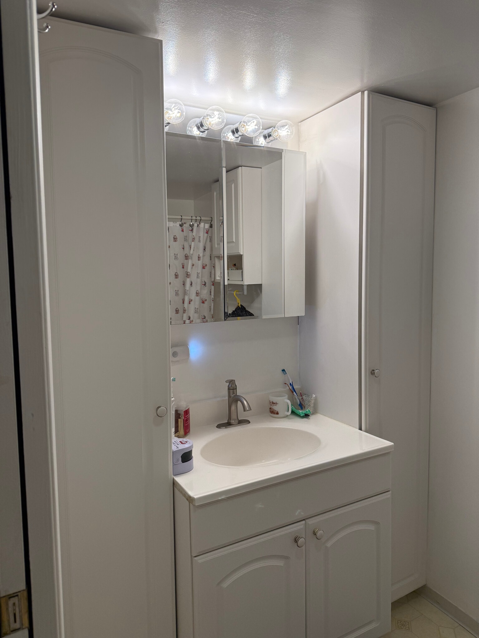 Bathroom - 2832 W Mercer Way