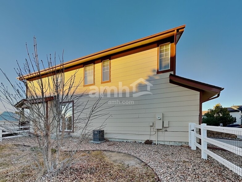 Building Photo - 1192 S Coolidge Cir