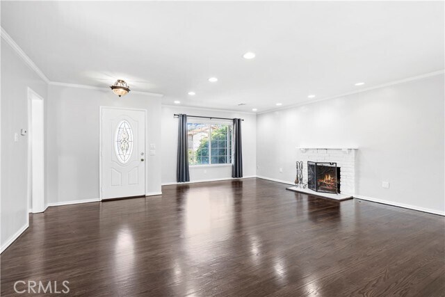 Building Photo - 7721 Oakdale Ave