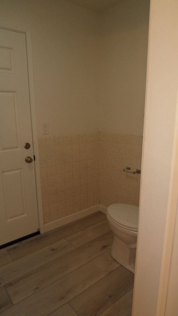 Building Photo - Beautiful Remodeled Single Story 4 BR 2 BA Home With 3 Car attached Garage