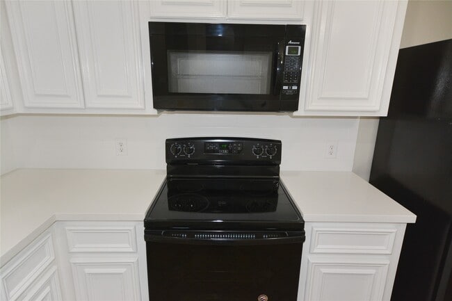 Building Photo - 21614 Brookchase Loop