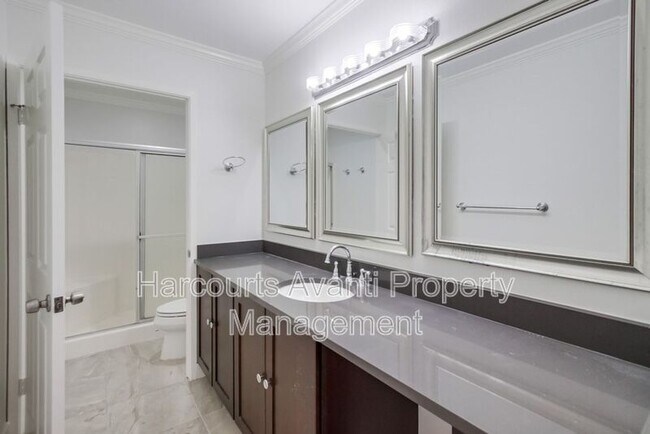 Building Photo - 3268 Via Marin