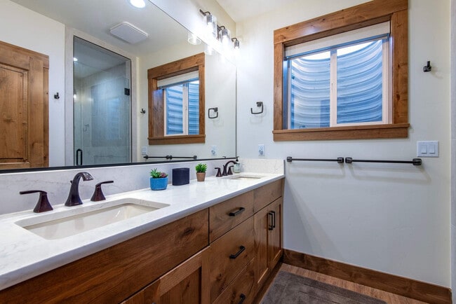 Building Photo - 339 Wild Cat Canyon Loop