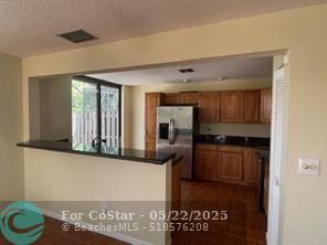 Building Photo - 5845 Fox Hollow Dr