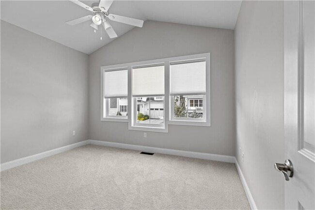Building Photo - 231 Seawynds Dr