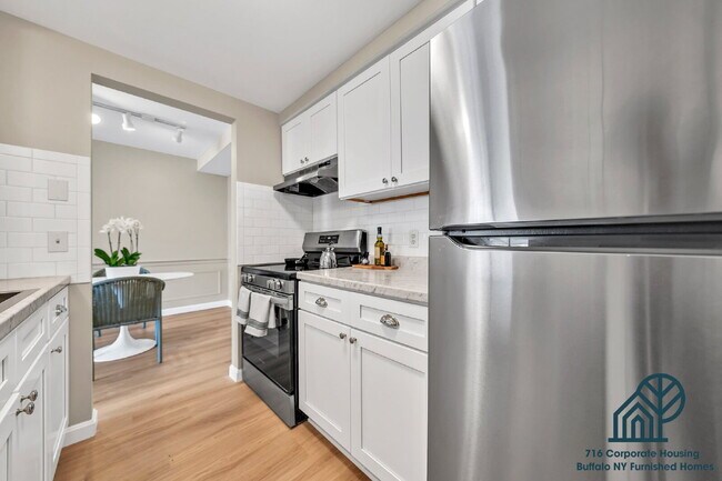 Building Photo - Furnished 2-Bedroom Apartment in Tonawanda