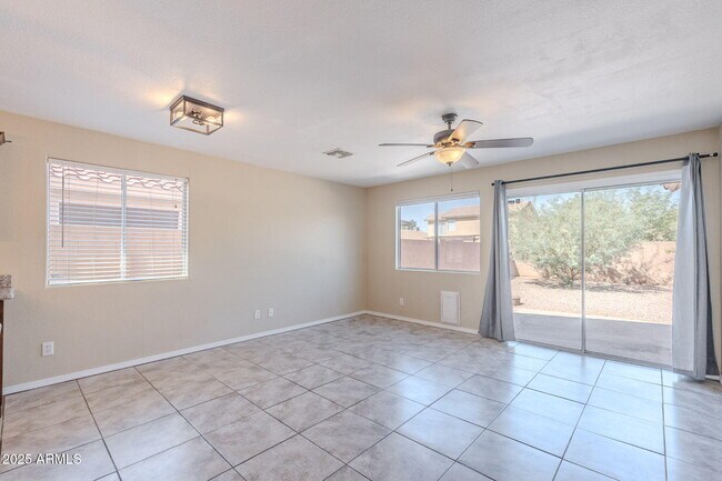 Building Photo - 3324 W Maldonado Rd