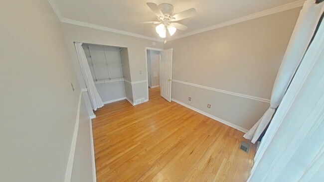 Building Photo - 12916 Stanley Dr