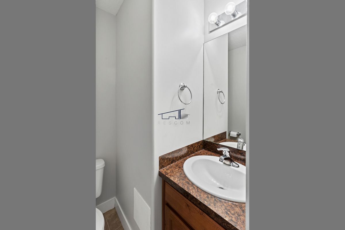 Building Photo - 2071 W Madie Ln