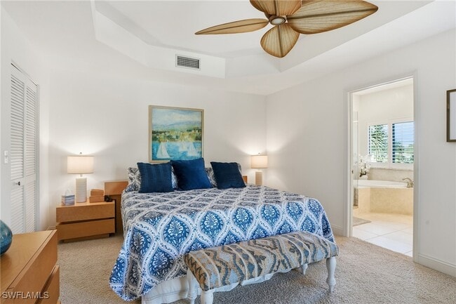 Building Photo - 7048 Pelican Bay Blvd