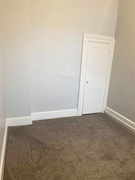 Building Photo - 635-639 Oregon Street