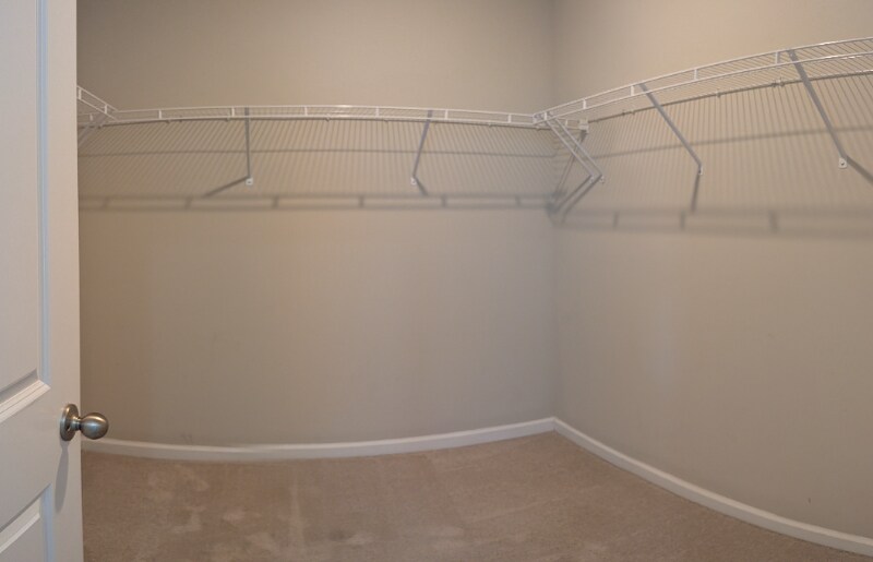 Building Photo - 115 Yorkshire Dr