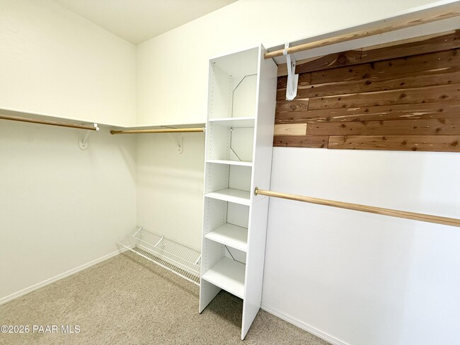 Building Photo - 2640 W Quail View Loop