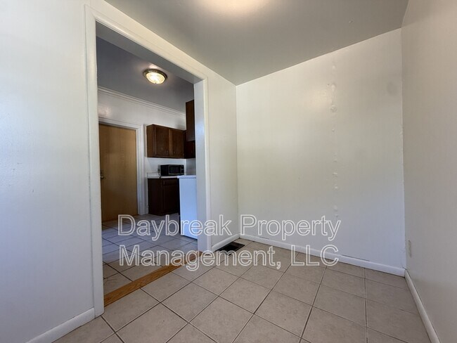 Building Photo - 1228 10th St N