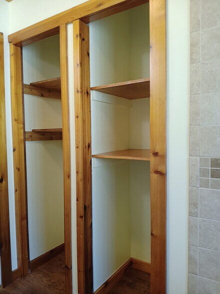 Bathroom Closets - 650 S E RR Ave