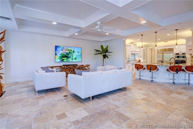 Building Photo - 1528 NE Outrigger Landings Dr