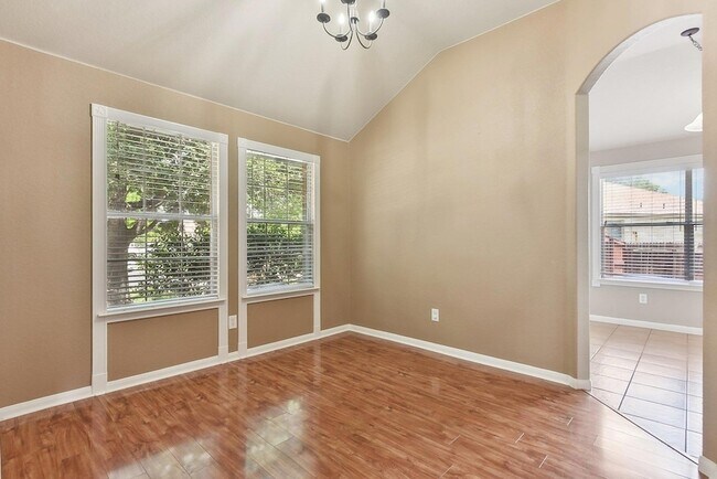 Building Photo - 217 Newport Landing Pl