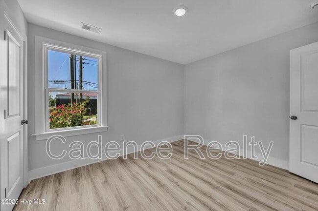Building Photo - 602 Bladen St