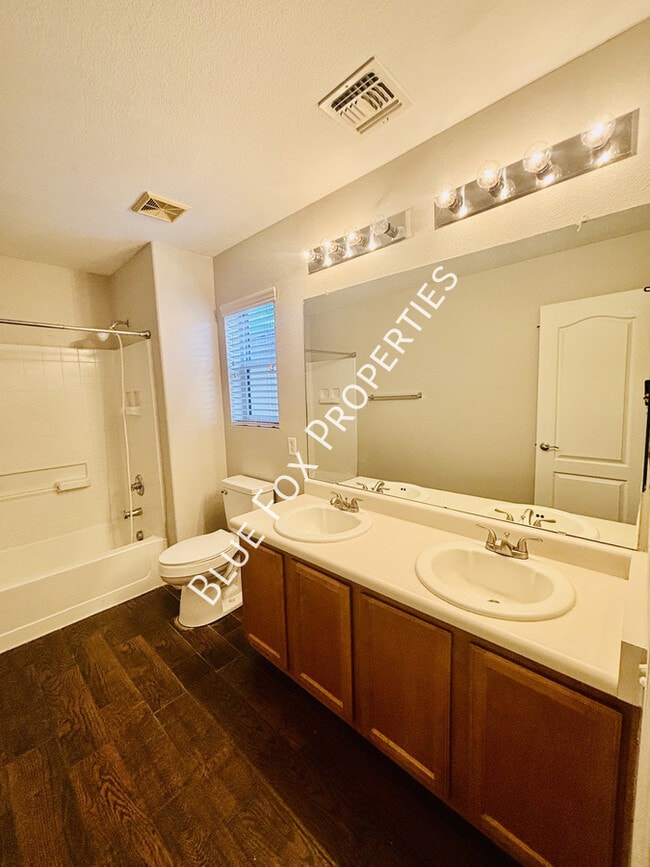 Building Photo - 5858 E Sanderling Dr