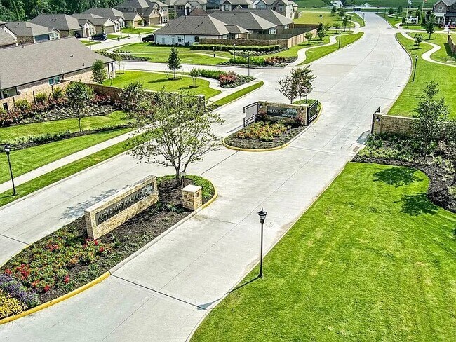 Building Photo - 5639 Silverleaf Oak Ln