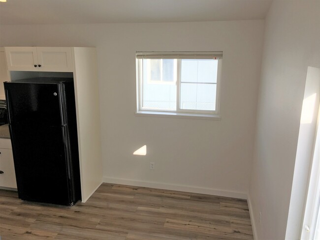 Building Photo - This Home Has It All!