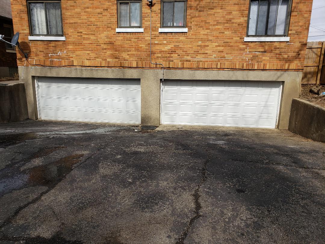 Two Attached Garages - 4525 Roth Ave