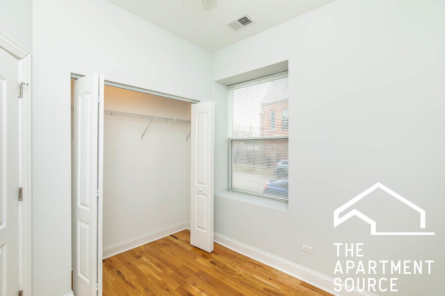 Building Photo - 1503 N Talman Ave