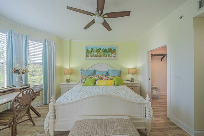 Building Photo - Marina View Rental!