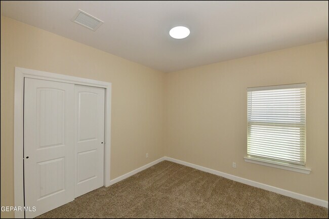 Building Photo - 15149 Imagine Dr