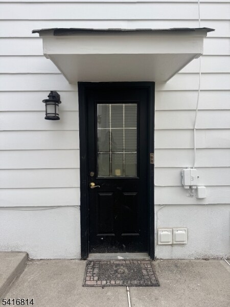 Building Photo - 18 Washburn Pl