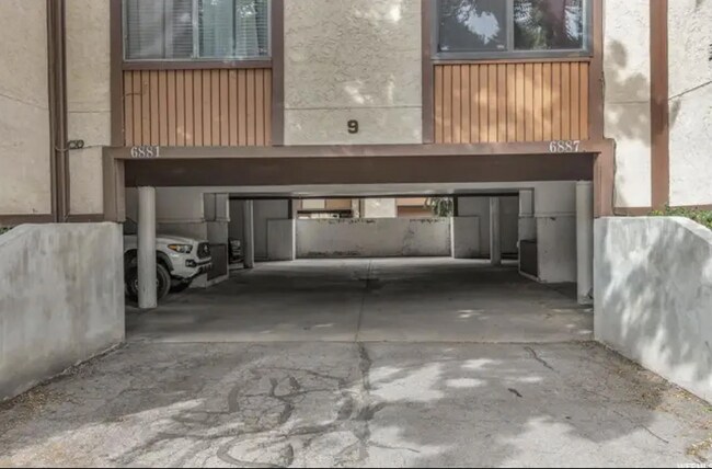 Building Photo - 6881 S Countrywoods Cir