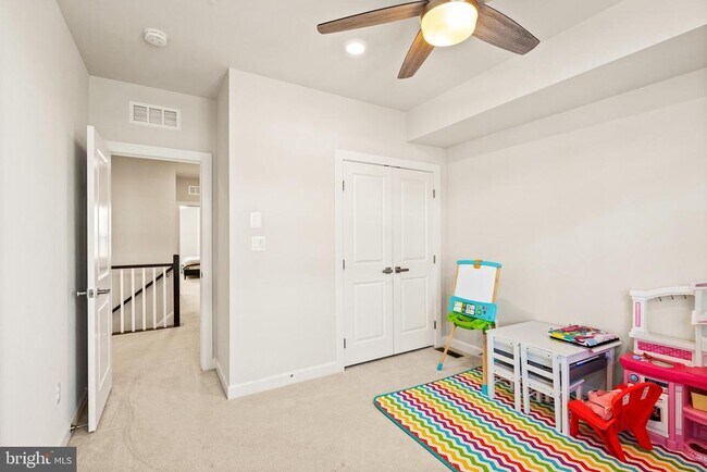 Building Photo - 12921 Sunrise Ridge Aly