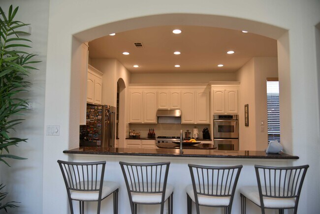 Building Photo - 5447 Wendover Dr