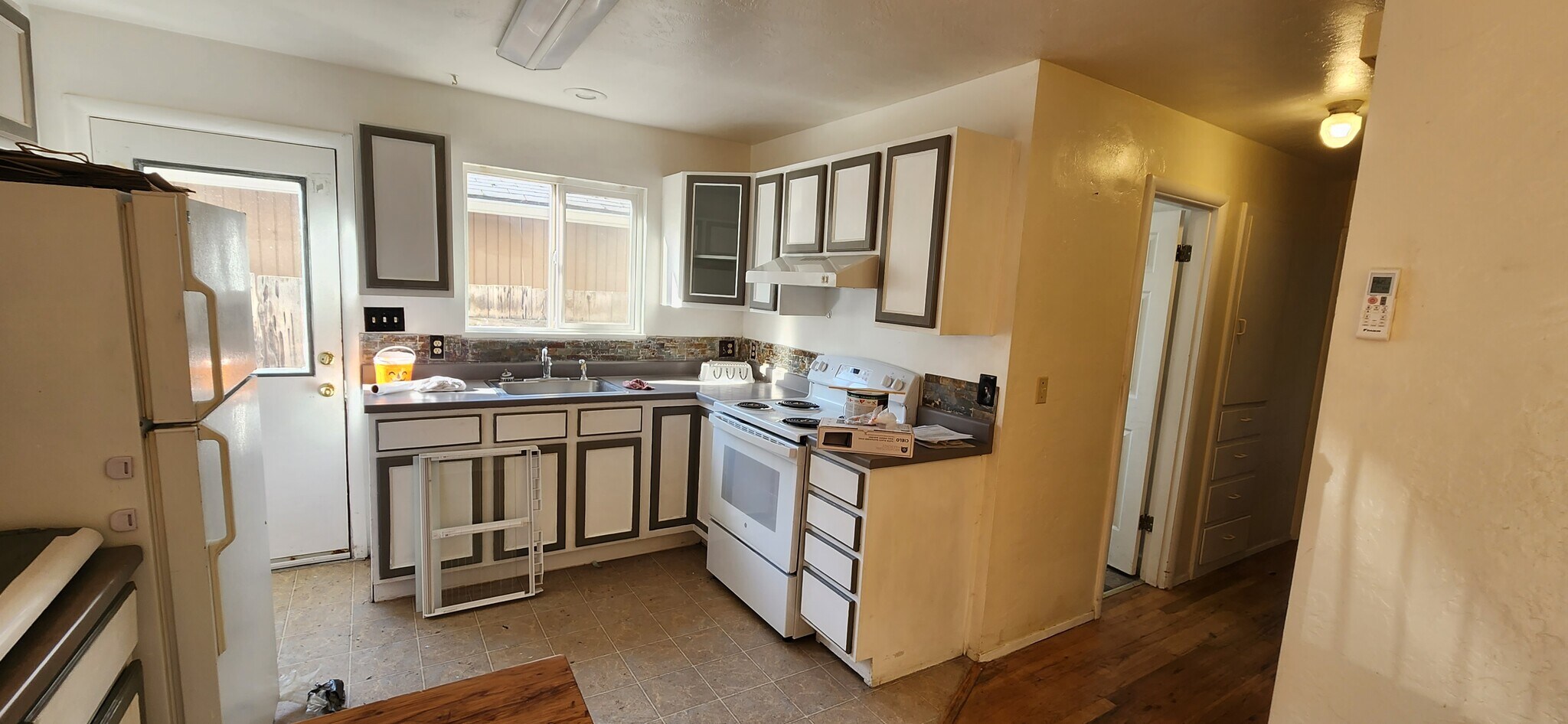 Building Photo - 514 Fairmount St
