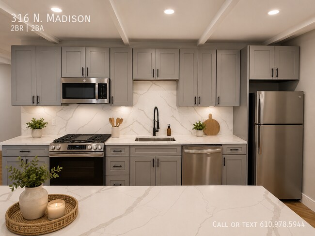 Building Photo - 316 N. Madison-