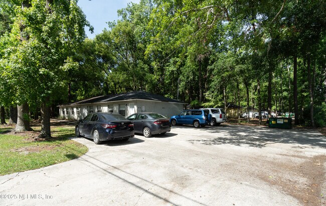 Building Photo - 5404 101st St