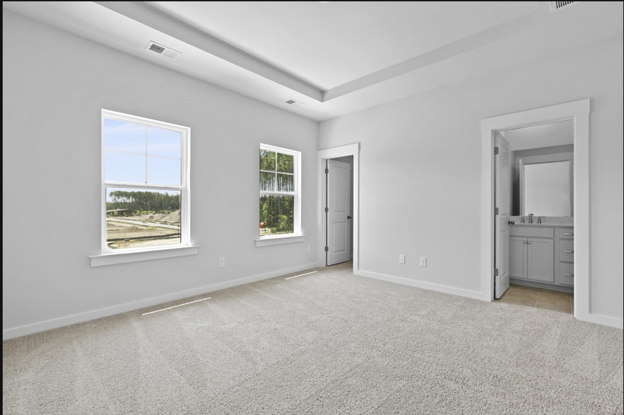 primary bedroom - 421 Talbot Dr